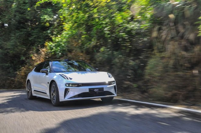 Discover the All-New Zeekr 001: Luxury EV with Cutting-Edge Features