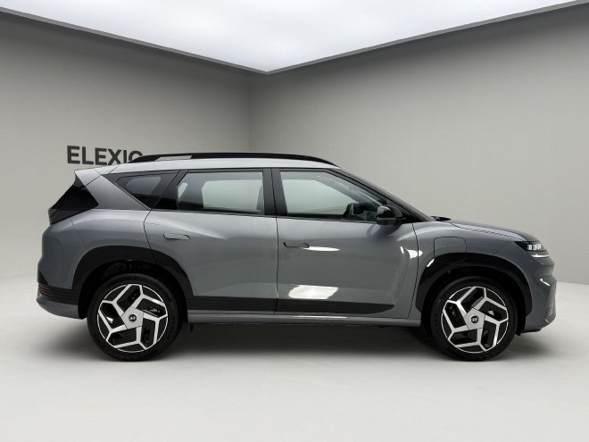 Discover the Beijing Hyundai EO: Stylish Electric SUV Starting at 130,000 Yuan