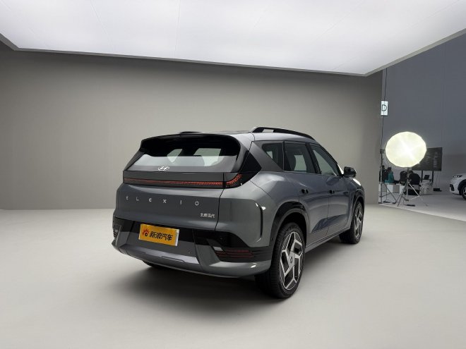 Discover the Beijing Hyundai EO: Stylish Electric SUV Starting at 130,000 Yuan