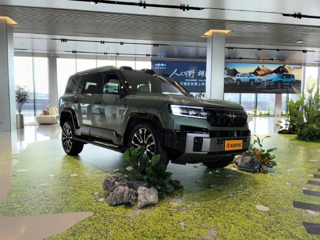 Explore the Upgraded Leopard 5 & 8: Rugged SUVs with Enhanced Features