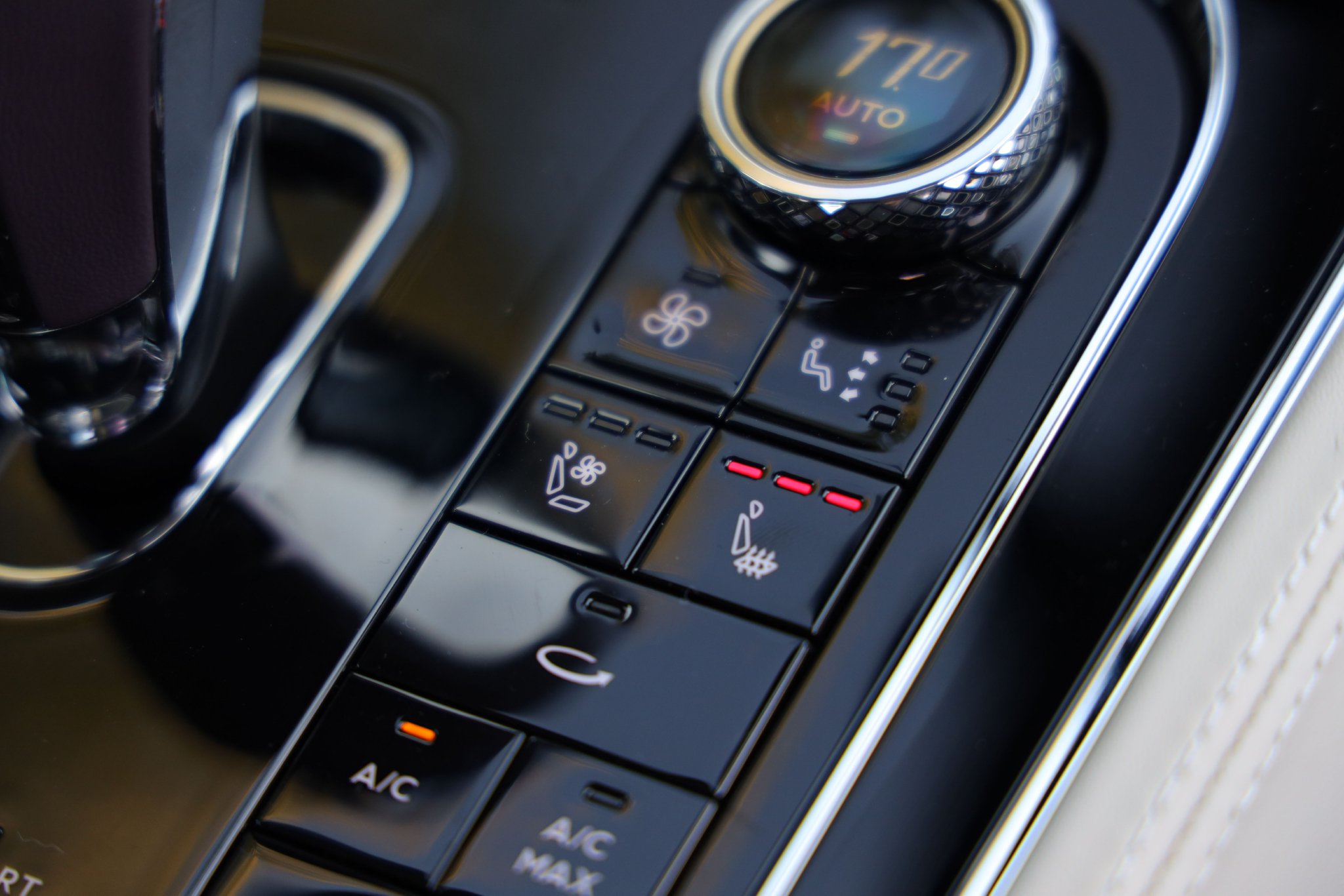 Discover the Luxurious Bentley Continental GT Azure: Performance Meets Elegance