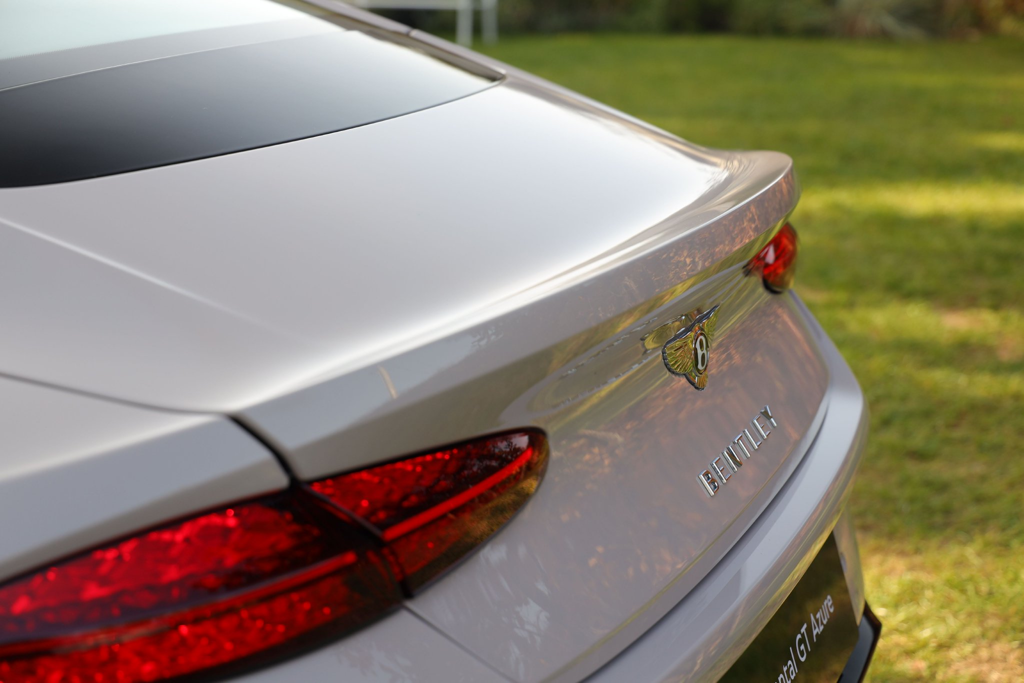 Discover the Luxurious Bentley Continental GT Azure: Performance Meets Elegance