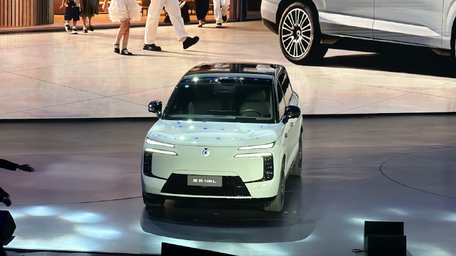 Discover the Tengshi N8L: A Game-Changer in Luxury Electric SUVs