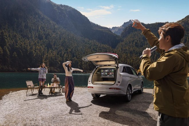 Discover the All-New Blue Electric E5 PLUS: Pre-Sale Offers & Features!