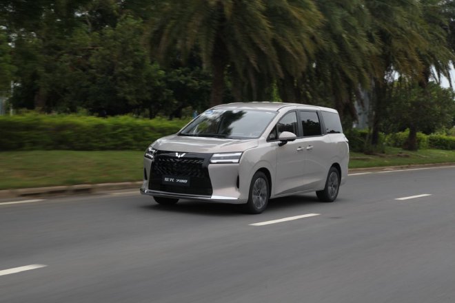 Discover the Wuling Xingguang 730: A Versatile MPV with Hybrid Power Options
