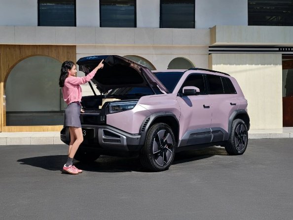 Discover the New Titanium 3: Colorful, Smart, and Family-Friendly!