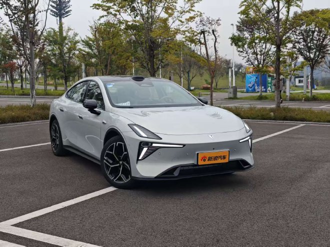 Discover the Changan Deep Blue L06: Stylish, Advanced, and Ready to Pre-Sell!