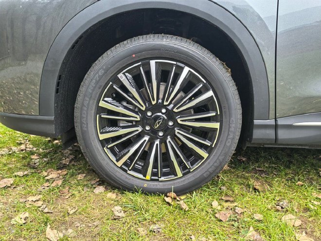 Discover the Fifth-Generation Chery Tiggo 8: Performance Meets Style